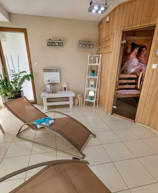 Apartament Stonehaven Jastrzebia Gora Exterior photo